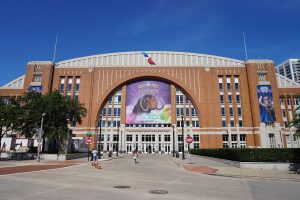 American_Airlines_Center_August_2015